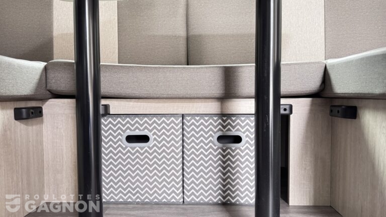 Aurora 18BHSX 2026 (44)