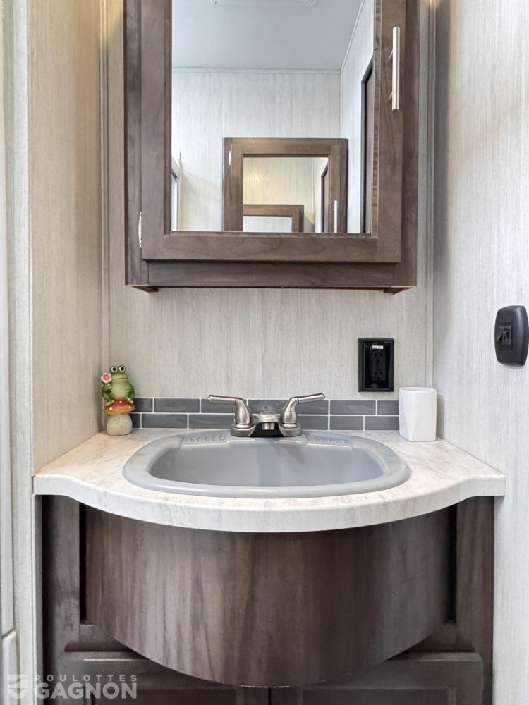 Cherokee 29RL 2019 (19)