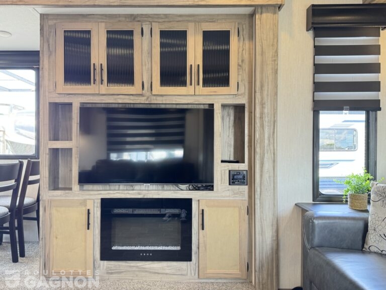 Arctic Wolf 3550Suite 2021 (21)