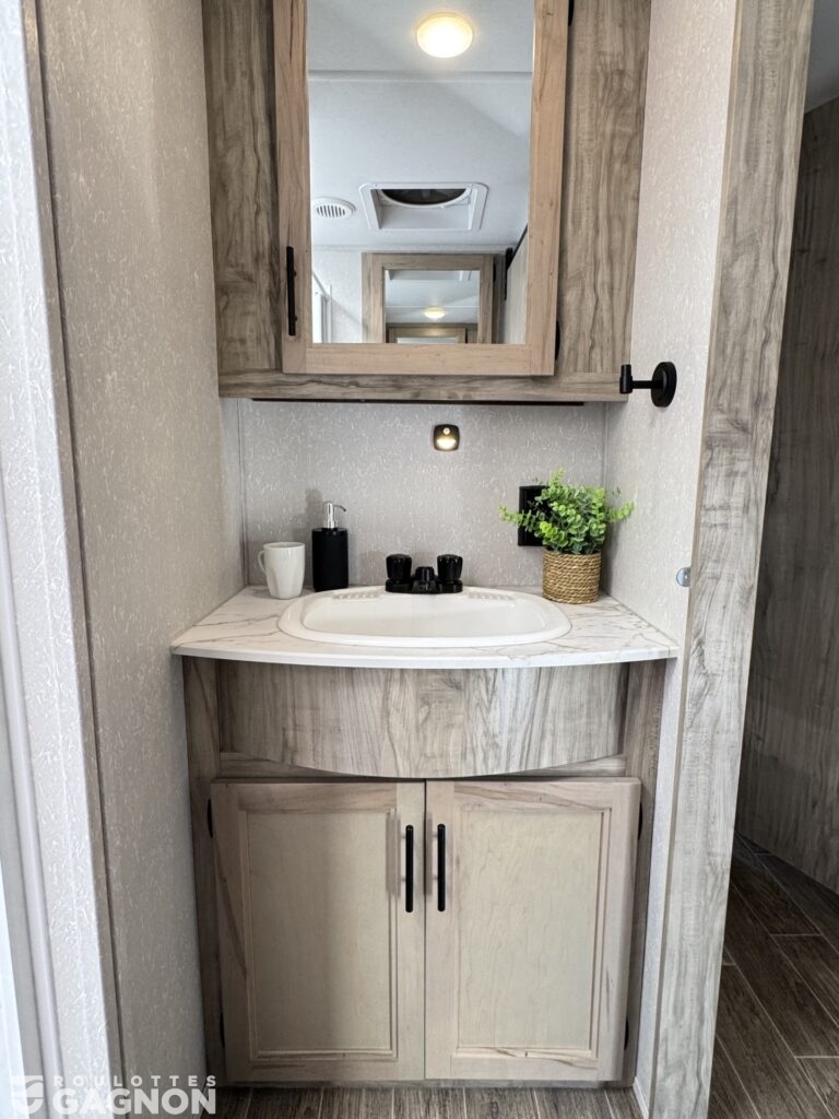 Arctic Wolf 3550Suite 2021 (30)