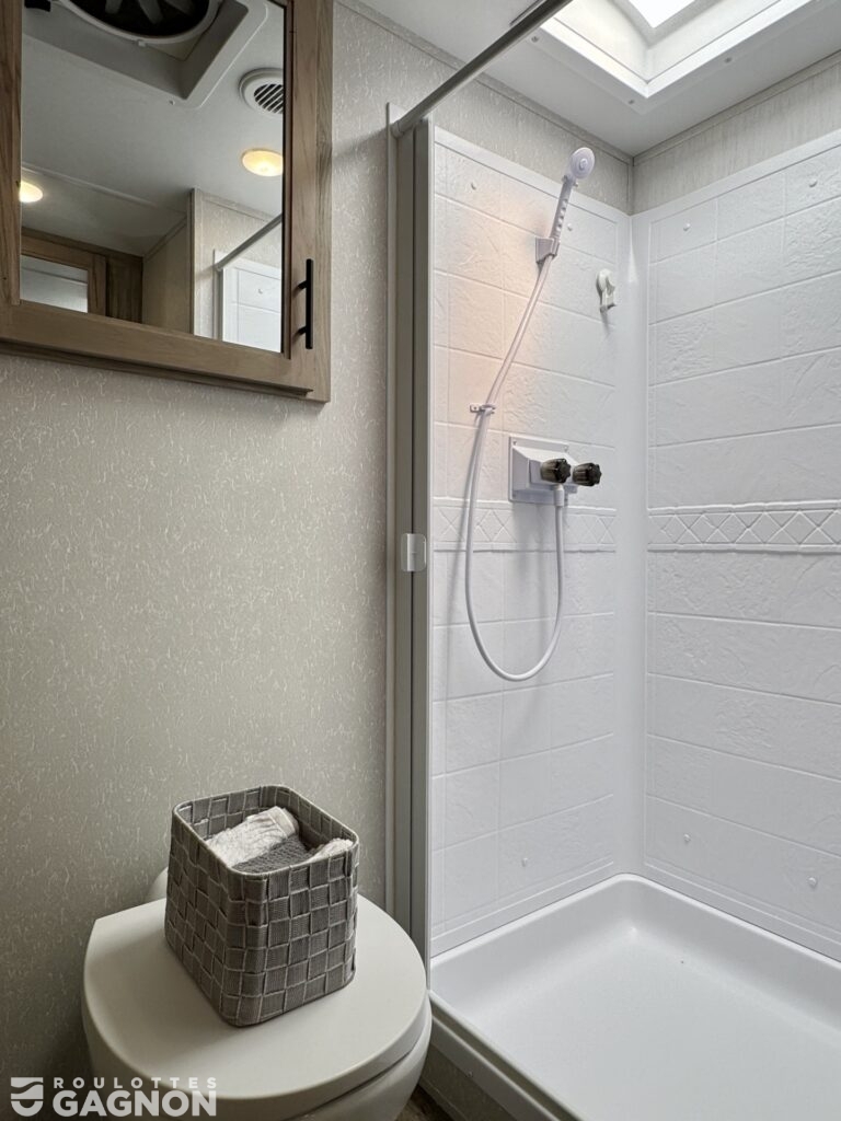 Arctic Wolf 3550Suite 2021 (31)