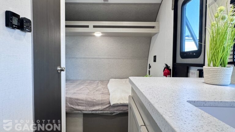 Aurora 15RDX 2027 (14)