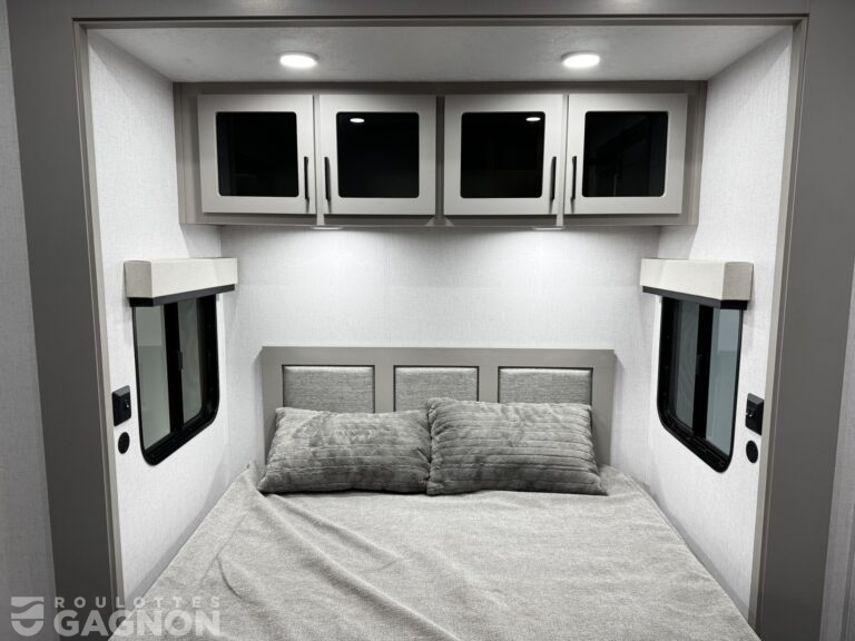 Baypoint 33FLRP 2026 avec balcon (18)
