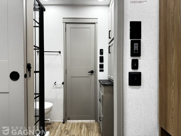 Baypoint 33FLRP 2026 avec balcon (20)