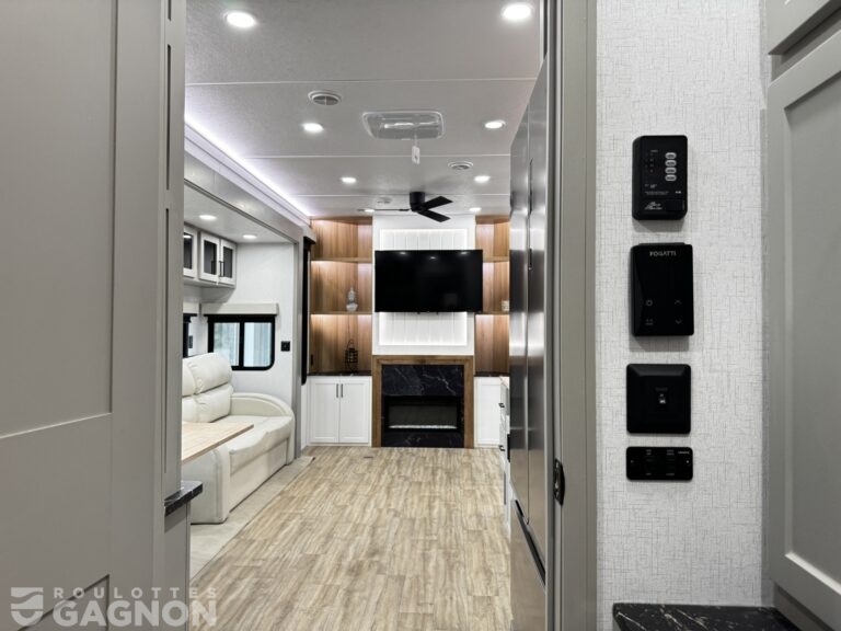 Baypoint 33FLRP 2026 avec balcon (22)
