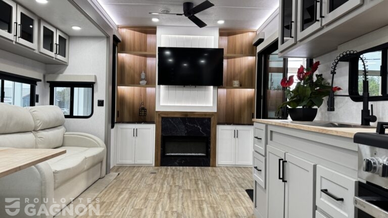 Baypoint 33FLRP 2026 avec balcon (26)
