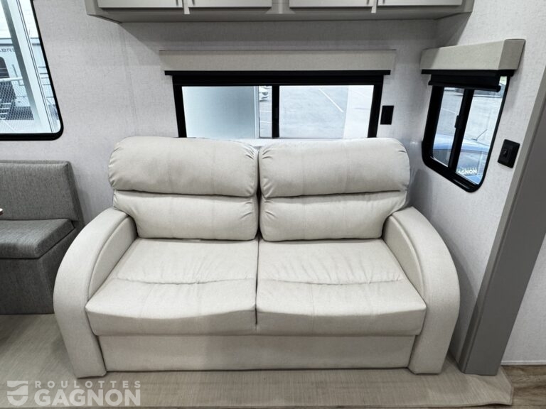 Baypoint 33FLRP 2026 avec balcon (6)