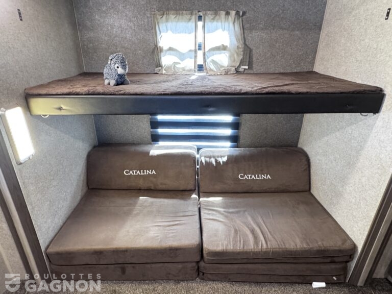 Catalina 323BHDSCK 2019 (18)