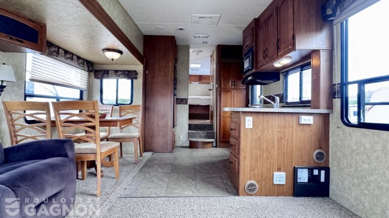 Chaparral 268RL 2010 (11)