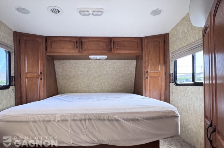 Chaparral 268RL 2010 (17)