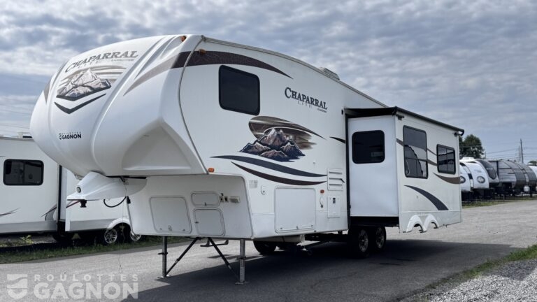 Chaparral 268RL 2010 (4)