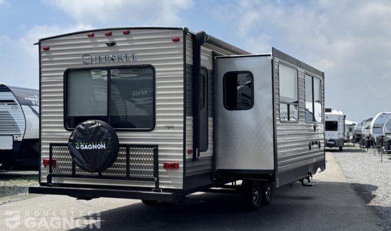 Cherokee 304R 2018 (2)
