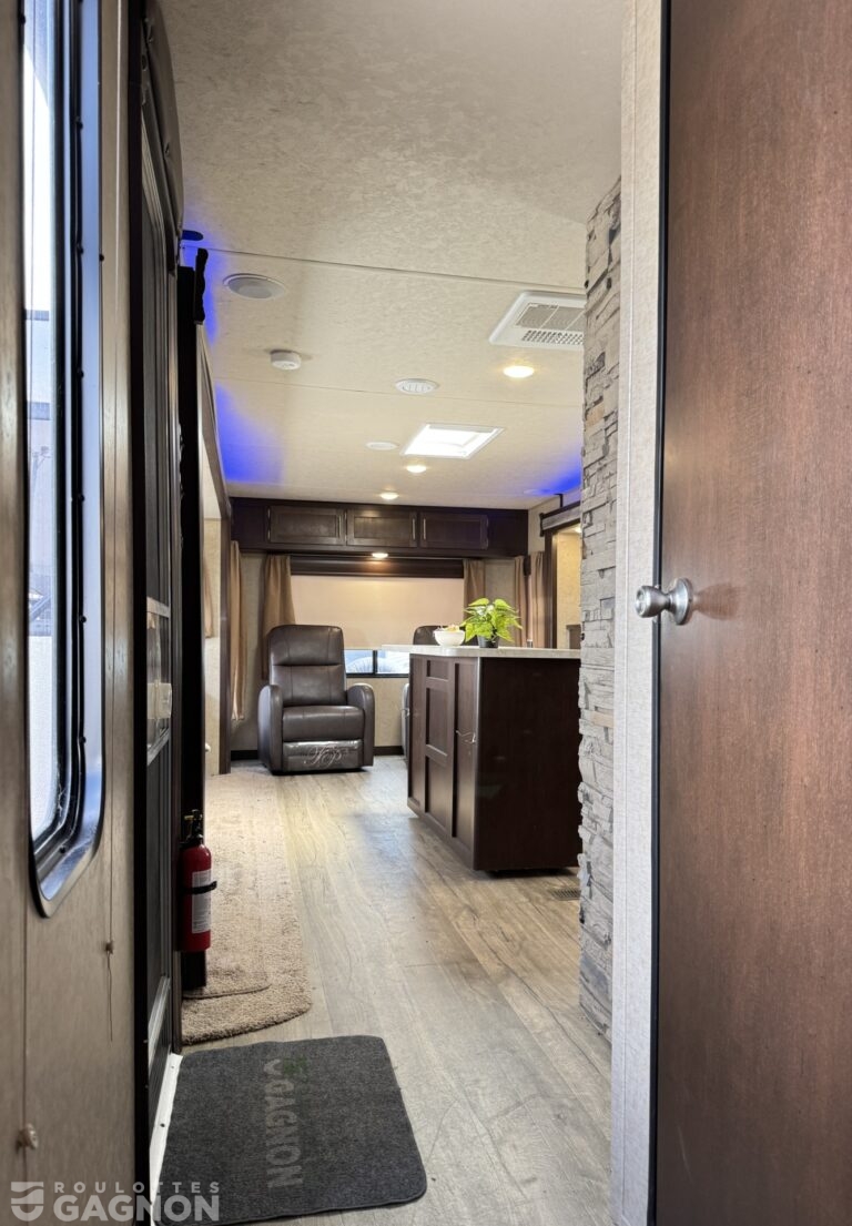 Cherokee 304R 2018 (30)