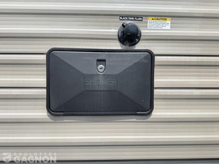 Cherokee 304R 2018 (6)