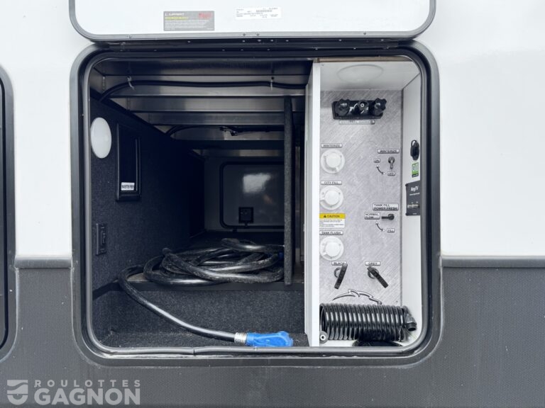 Cougar 2100RK 2025 (34)