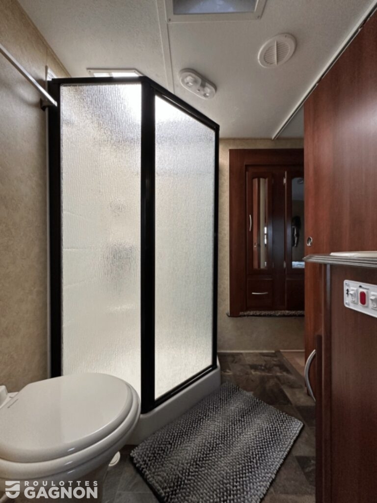 Crusader 290 RLT 2012 (17)