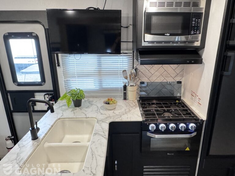 Freedom Express 238BHS 2022 (15)