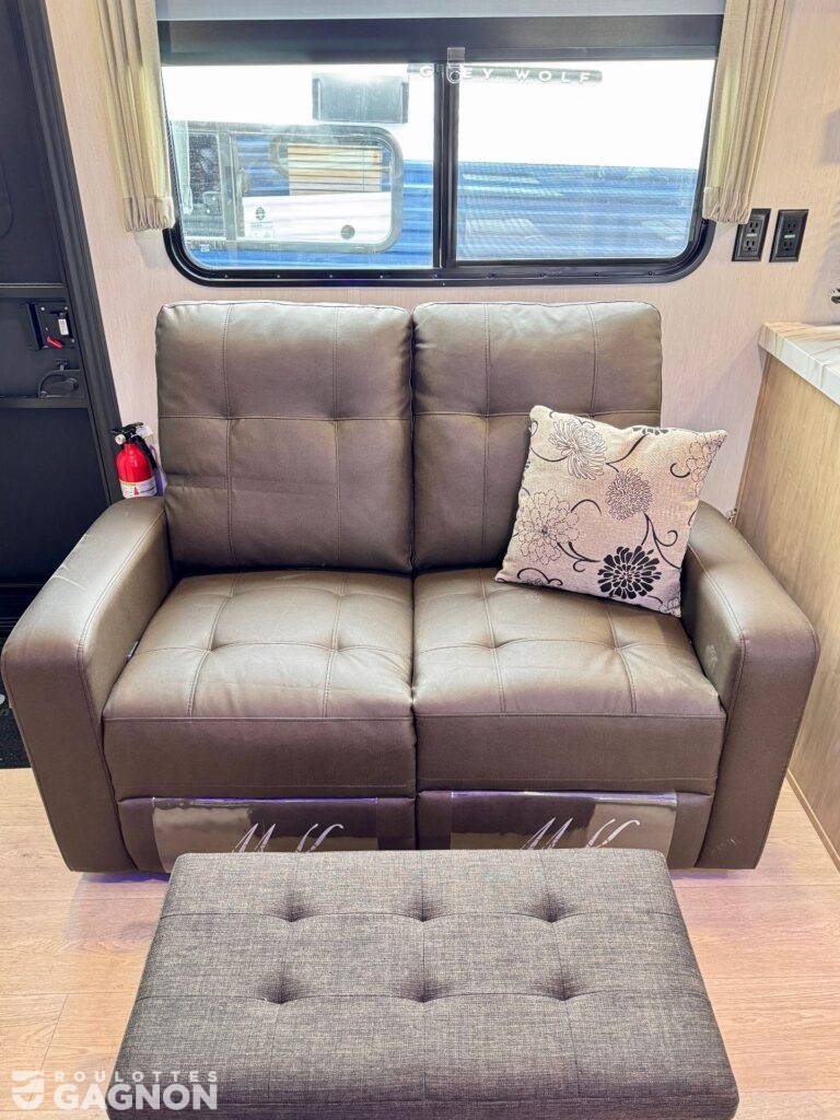 Grey Wolf 26SS 2026 (12)