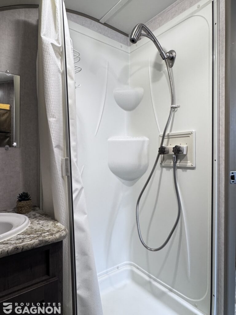 R-pod RP-180 2019 (24)