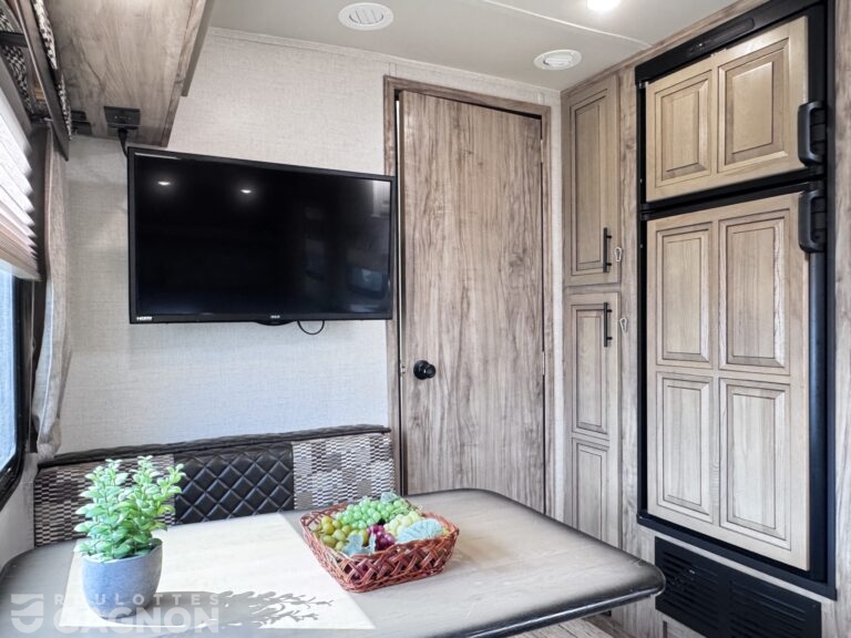 Solaire 202RB 2019 (17)