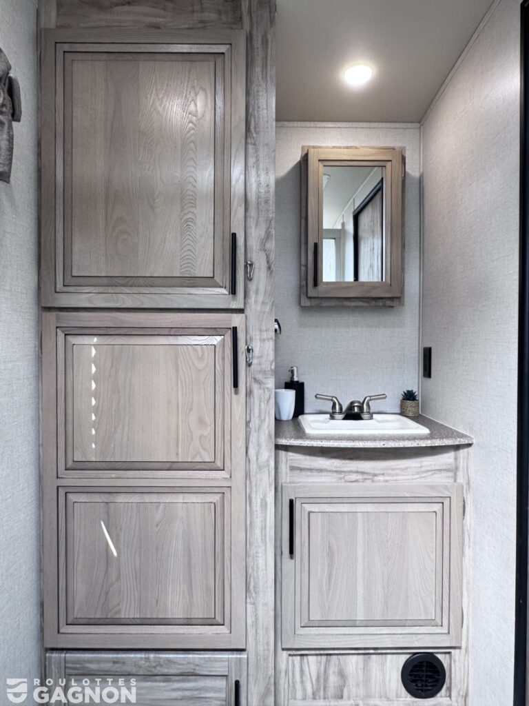 Solaire 202RB 2019 (19)