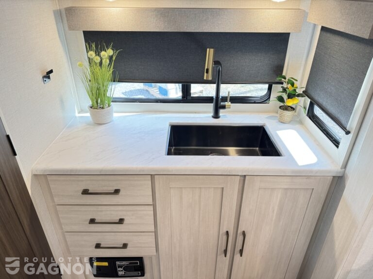 Surveyor 204MKLE 2026 (14)