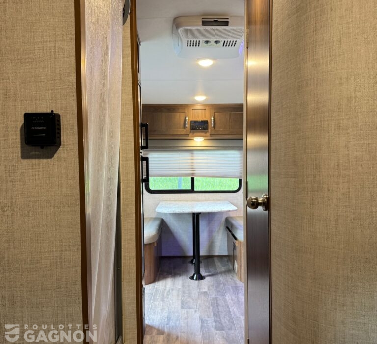 Vista Cruiser 19ERD 2021 (12)