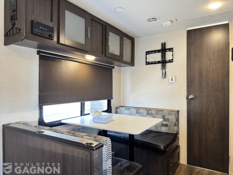 Wildwood 241QBXL 2019 (11)