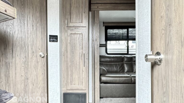 Zinger 280BH 2021 (7)