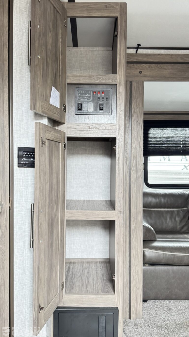Zinger 280BH 2021 (8)